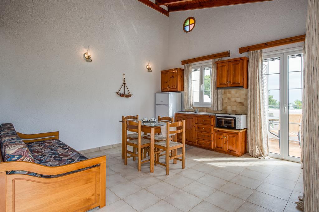 Koroni Village Kültér fotó
