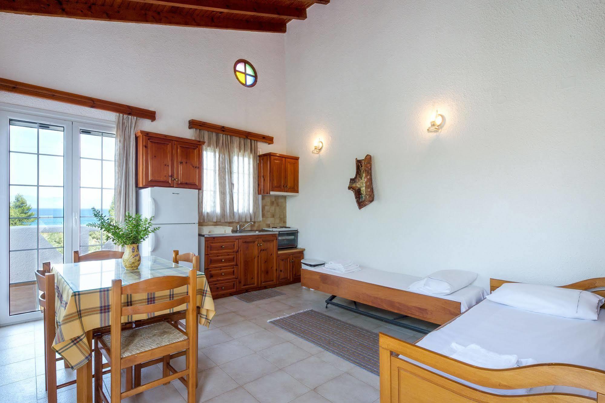 Koroni Village Kültér fotó